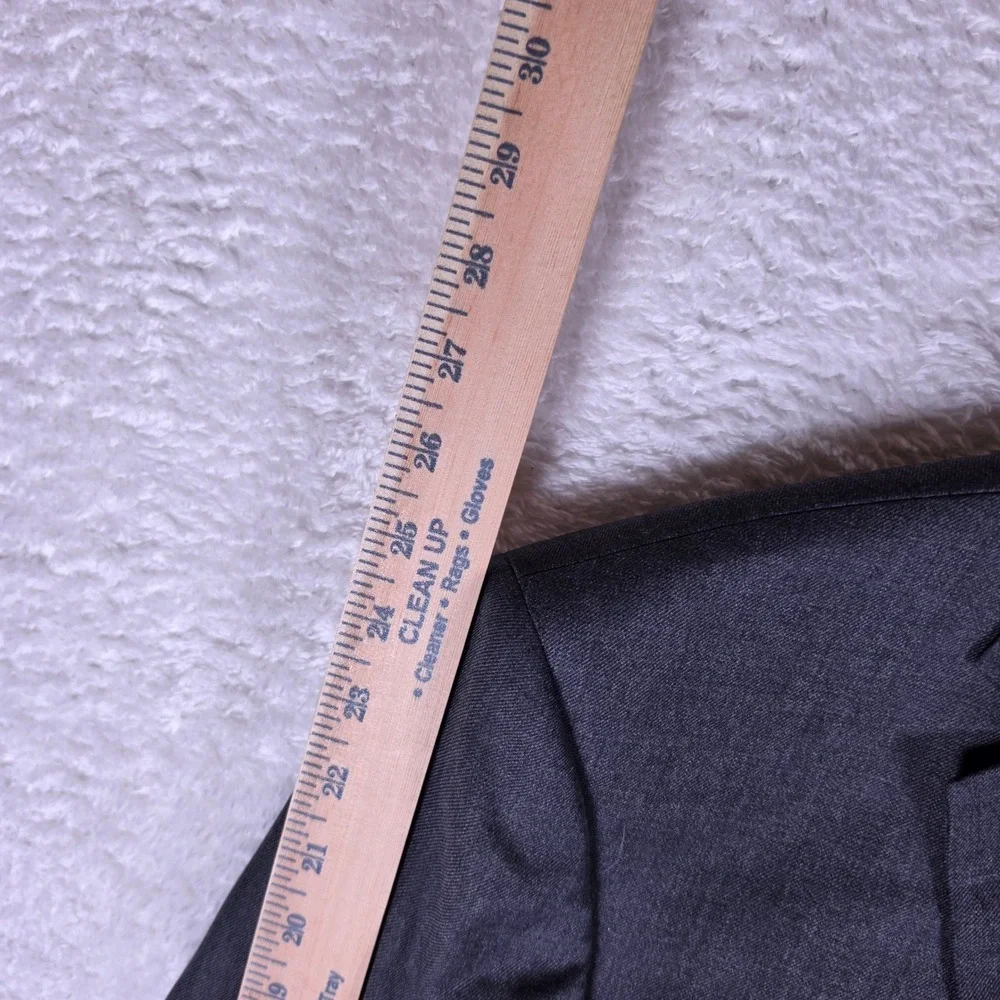 Jos. A. Bank Traveler Chelsea Mens 44 Regular Grey Wool Tailored Fit Blazer L/S